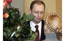 Арсений Яценюк комментирует заявление Тимошенко
