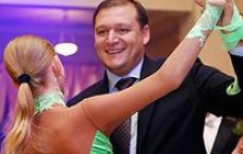 Чи відправлять Добкіна і Кернеса у відставку за «технологією Фельдмана»?