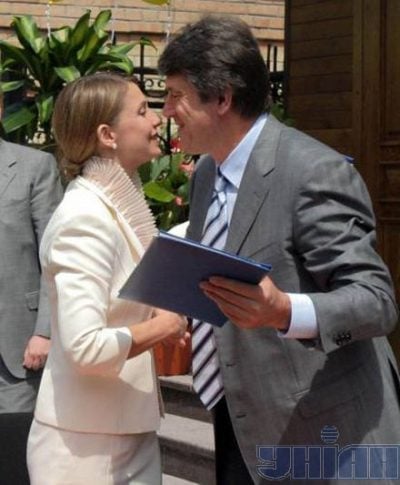 Жеке жабық секс клубы