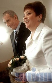 На своєму весіллі Семенюк буквально світилася (фоторепортаж)