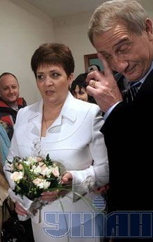 На своєму весіллі Семенюк буквально світилася (фоторепортаж)