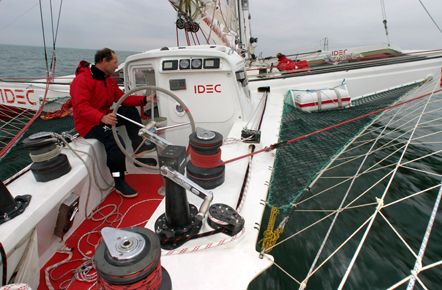 Французький яхтсмен встановив світовий рекорд у навколосвітньому плаванні (фото)