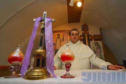 Церковь в цистерне (фоторепортаж)