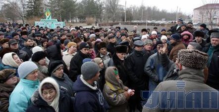 Разгромлено мусульманское кладбище (фото)