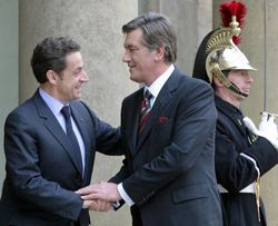Ніколя Саркозі і Віктор Ющенко