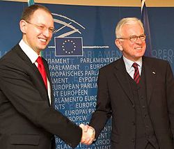 Арсений Яценюк и президент Европейского парламента Ганс-Герт Петтеринг