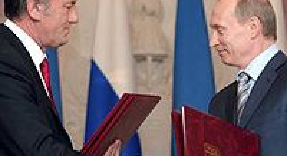 Віхи тижня: Ющенко показав Кремлю, хто в Україні вирішує питання, у Тимошенко заболіло горло
