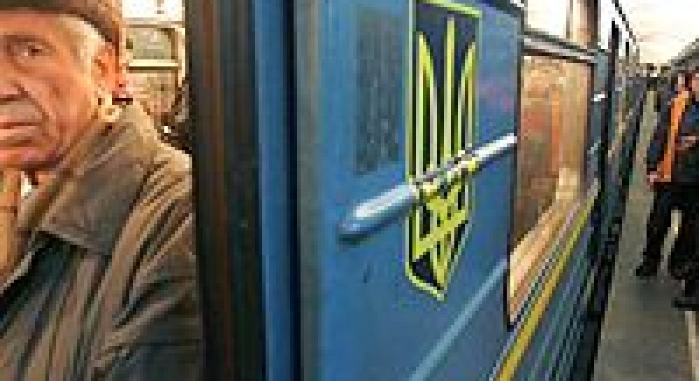 Наш паровоз вперед летить ?