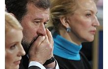 Уход Балоги: старт кампании Ющенко и сигнал политикам?