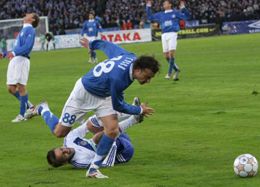 Дніпро - Динамо: вболівальники побилися з «Беркутом» (фоторепортаж)