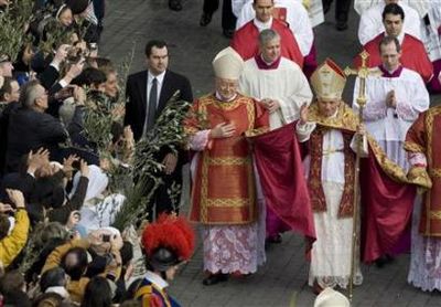 Католики світу сьогодні відзначають Вербну неділю (фото)