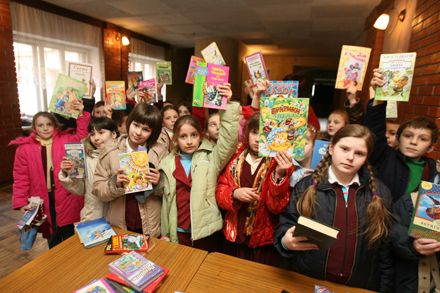 „Велика Україна” подякувала львівським дітям за прагнення познайомити дітлахів Сходу і Півдня держави з українським словом