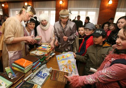 „Велика Україна” подякувала львівським дітям за прагнення познайомити дітлахів Сходу і Півдня держави з українським словом