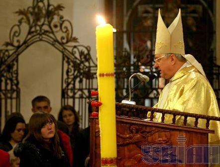 Великоднє богослужіння в Києві (фоторепортаж)