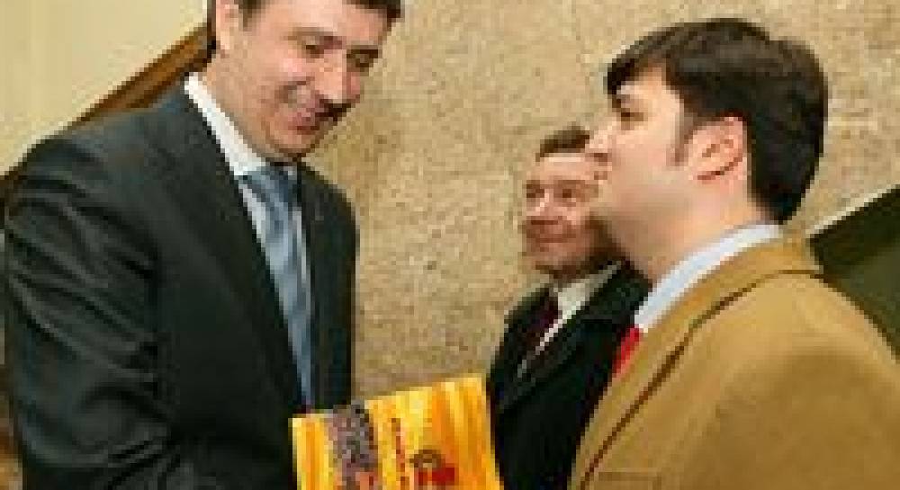 Наша Україна взяла паузу для роздумів