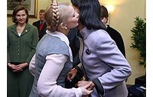 Тимошенко в Брюсселе представила “новый украинский феминизм” (фоторепортаж)