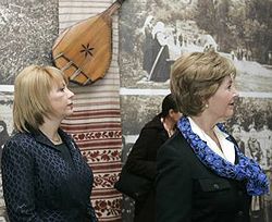 Катерина Ющенко і Лора Буш 