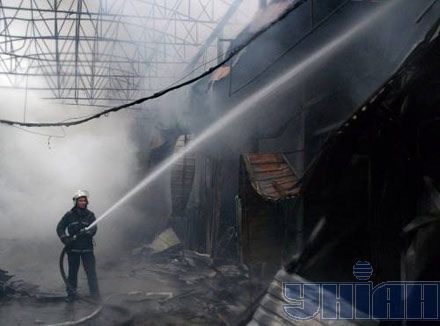 Пожар в Харькове: знак для вьетнамцев или месть Фельдману? (фоторепортаж)