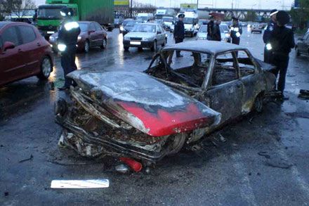 ДТП с участием 4 машин и автобуса: BMW сгорел вместе с водителем (фото)