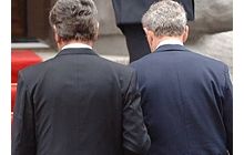 Ющенко встретил Буша на крыльце (фоторепортаж)