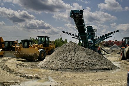 Конкуренция в сфере добычи гранита переходит в плоскость инновационного оборудования