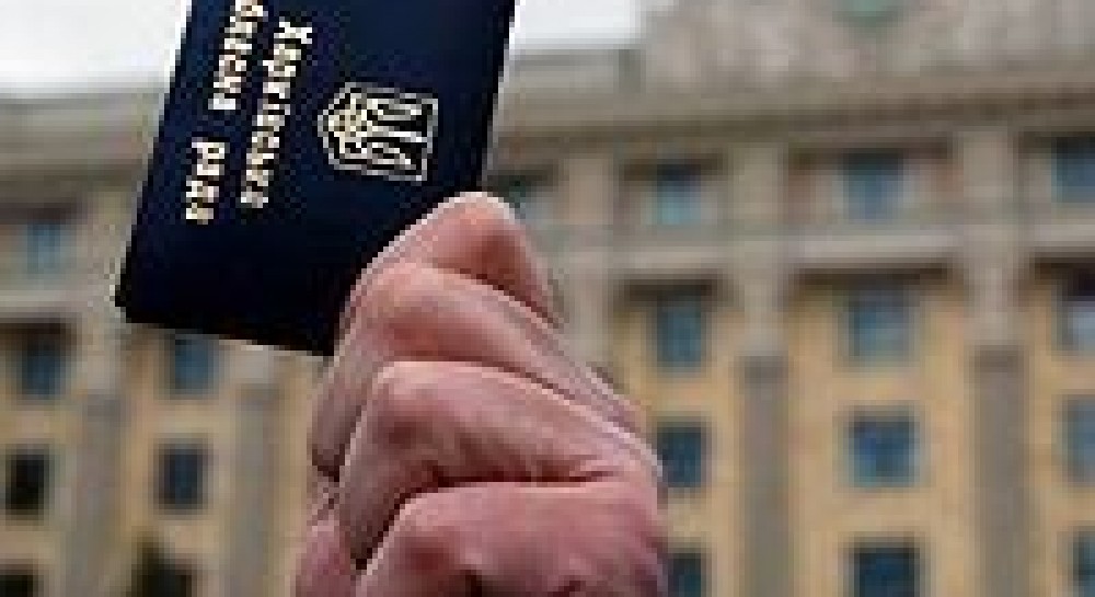 У Харкові сесія облради криє Тимошенко просто неба (фоторепортаж)