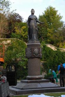 Памятник Екатерине II в Севастополе Памятник Екатерине II в Севастополе