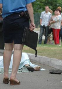 Злодій розбився насмерть, впавши з будинку (фоторепортаж)