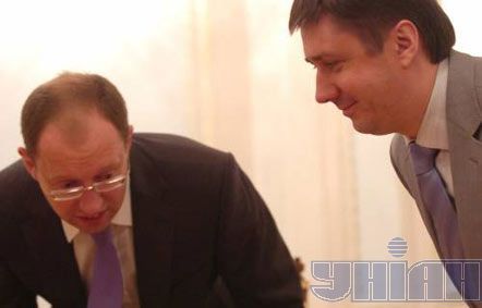 Тимошенко на нараді з Яценюком (6 фото)