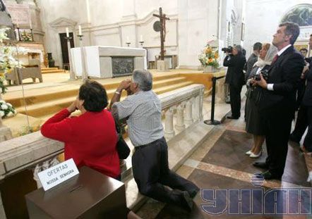 Ющенко відкриває вулицю України в Лісабоні (фото)