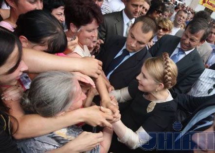 Тимошенко у Львові та Яворові (16 фото)