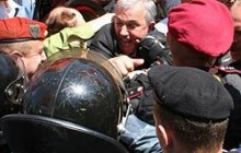 «Орли» Луценка «на килим» до кримського парламенту не підуть
