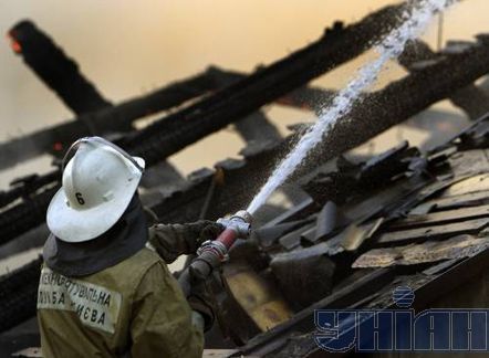 Пожар на складах швейной фабрике “Юность” (фоторепортаж)