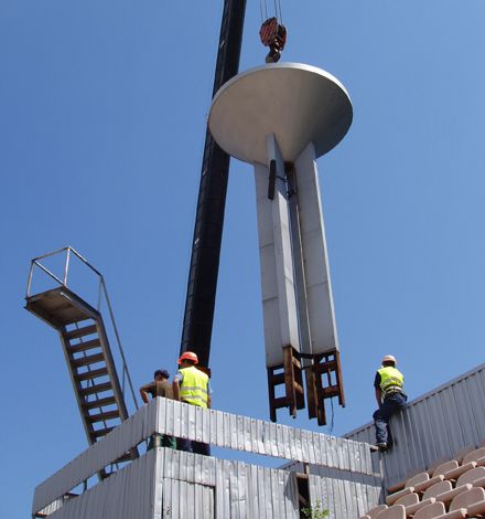 «Мостобуд» начал реконструкцию НСК «Олимпийский» (фото)