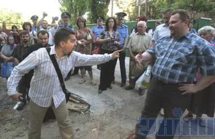Протистояння прибічників і противників будівництва храму в Києві (фото)