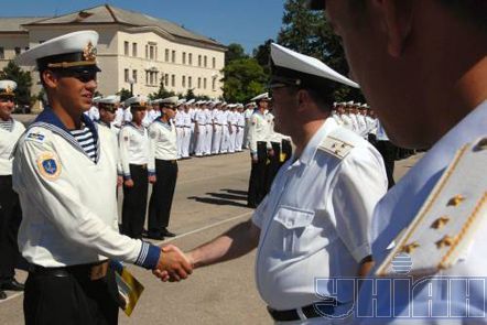 Выпуск лейтенантов в Военно-морском институте (фото)