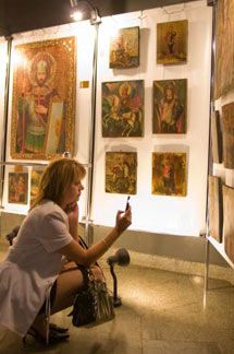 На Хортиці відкрилася унікальна виставка ікон (10 фото)