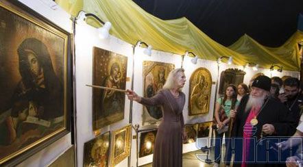 На Хортиці відкрилася унікальна виставка ікон (10 фото)