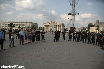 В центре Минска разогнали митинг оппозиции (фото)