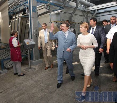 Тимошенко обещает позаботиться о легкой промышленности (фоторепортаж)