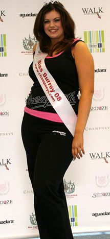 'Пышечка Хлоя' заняла второе место на конкурсе Мисс Англия (добавлены фото)