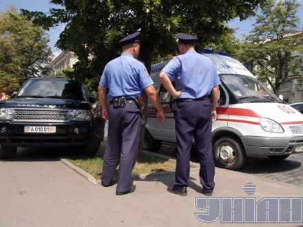 Кернеса взяли у 'швидкій' і повезли в Київ на допит (додані фото)