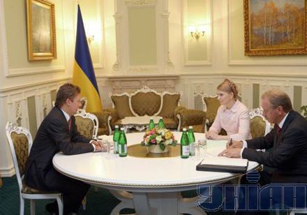 Тимошенко і Міллер на переговорах у Києві (5 фото)