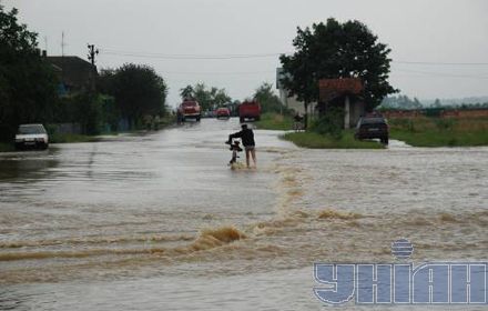 Львовская железная дорога из-за ливней изменила движение поездов