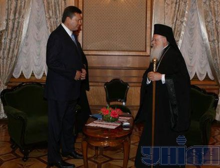 Варфоломей назвал Януковича 'демократической оппозицией' (фото)