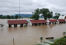 Стихия на западе Украины унесла жизни 13 человек, пятеро из них - дети