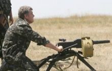 Ющенко поедет на стрельбы, чтобы убедить Тимошенко