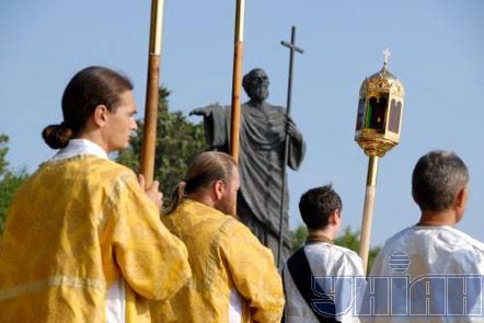 Неповрежденный памятник, 28 июля 2008 г.