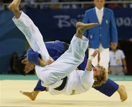 Олимпийские чемпионы в дзю-до и фехтовании (добавлены фото)