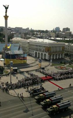 Военные показали в Киеве технику, хорошо известную по событиям в Грузии… 